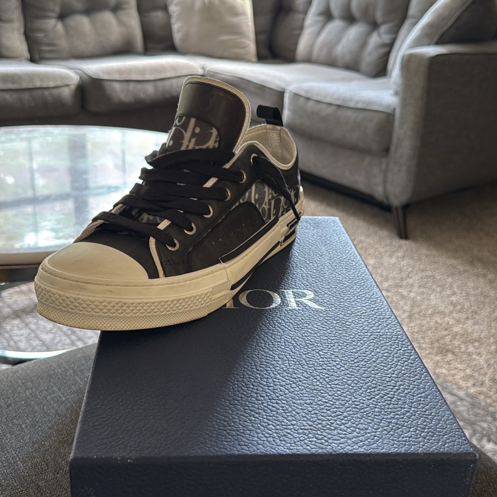 Dior Men's Blue sneaker - Picture 4 of 8